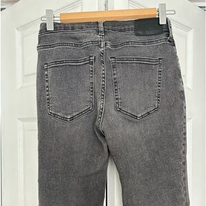 Everlane skinny jeans, mid rise